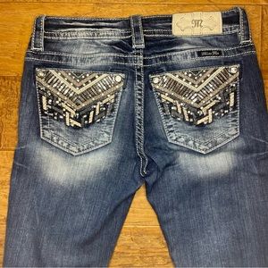 Miss Me Mid Rise Skinny Jeans Size 25
